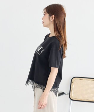 earth music&ecology 裾レースロゴプリントTシャツ Black