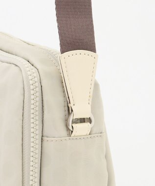 Y'SACCS Polka Dots スクエアポシェット アイボリー