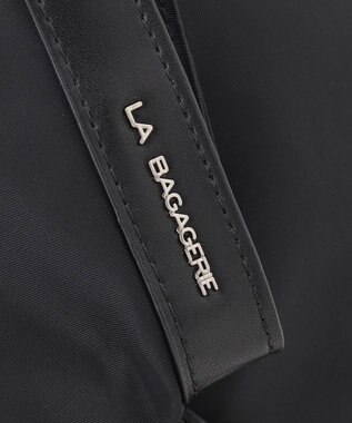 LA BAGAGERIE トライアングルリュックサック ブラック