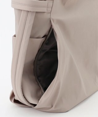 Y'SACCS 【ナイロンタフタ】トラベルショルダーリュック mini グレージュ