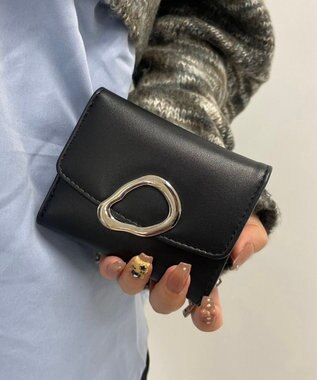 WEGO ニュアンスパーツフラップウォレット ブラック