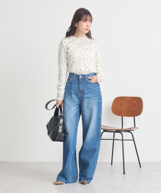 earth music&ecology ハイネックフラワーメロープルオーバー Ivory