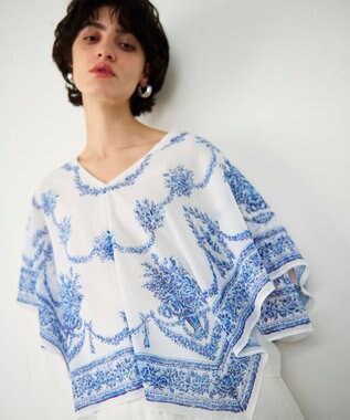 GRACE CONTINENTAL スカーフプリントポンチョトップ キナリ