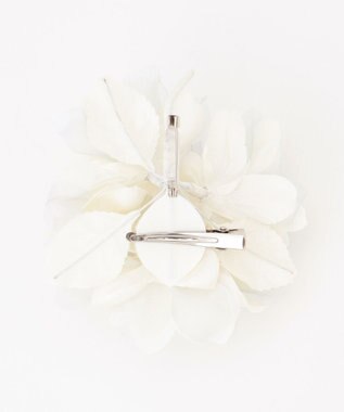 J.PRESS LADIES トリプル コサージュ ホワイト系