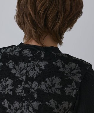 GRACE CONTINENTAL ラメフラワージャガードベスト ブラック