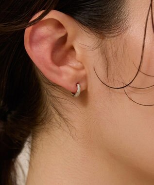 Phoebe 〈金属アレルギー対応〉サテンフープワンタッチピアス　シルバー/ニッケルフリー