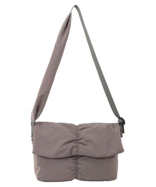 Green Parks ・パフィフラップバッグ