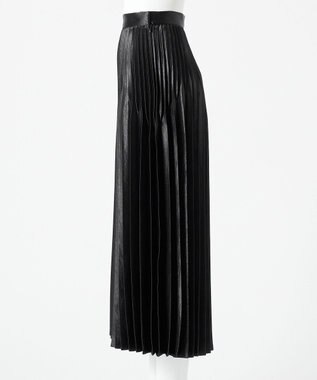 23区 【エステータ】シャイニーサテン プリーツスカート ブラック系