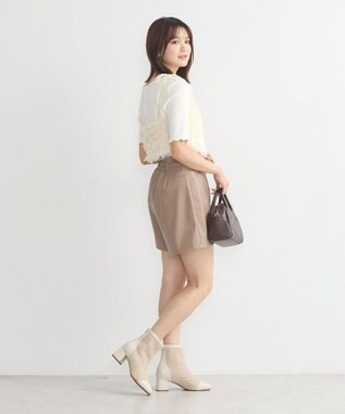 earth music&ecology ベロアリボンフェザービスチェ Ivory