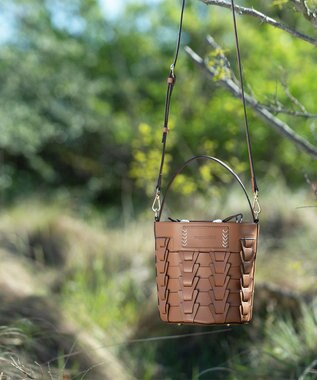 LA BAGAGERIE 【veganview】v piece mesh bucket bag キャメル