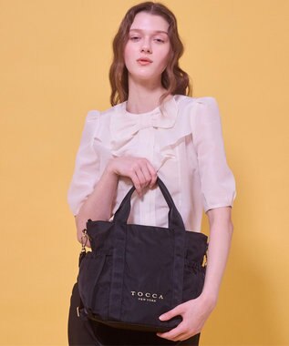 TOCCA 【WEB＆一部店舗限定・撥水・環境にやさしい素材】SANA SIDEPOCKET TOTE トートバッグ ブラック系
