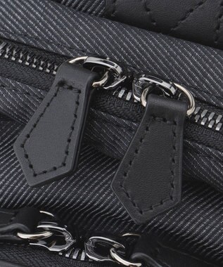 JOSEPH ABBOUD 【軽量/コンパクト】インターレースカルゼ ボディーバッグ グレー系