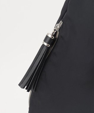 LA BAGAGERIE トライアングルリュックサック ブラック