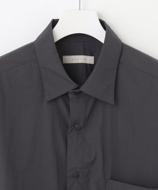 UNFILO MENS LIGHT MOVE 半袖シャツ チャコール