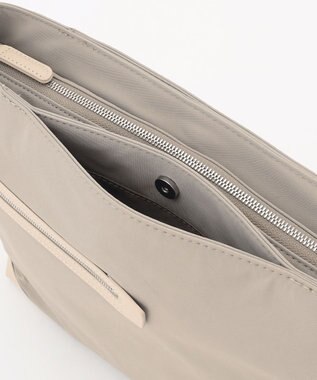 Y'SACCS アシメファスナーポケットショルダー ベージュ