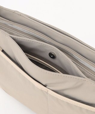 Y'SACCS アシメファスナーポケットショルダー ベージュ