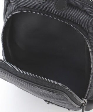 JOSEPH ABBOUD 【軽量/コンパクト】インターレースカルゼ ボディーバッグ グレー系