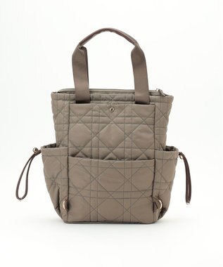 LA BAGAGERIE グリッドキルティングリュック グレージュ