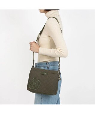 CLATHAS カペラ ショルダーバッグ（大） カーキ