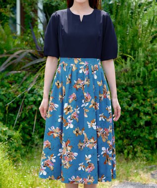 Tiaclasse L 【洗える】フラワープリントドッキングワンピース ネイビー×ターコイズ