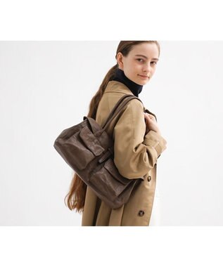 genten　ウールシープ本革　メッセンジャーバッグ　クロスボディ　飴色ブラウン Amazon | [ゲンテン] ショルダーバッグ 本革 レディース