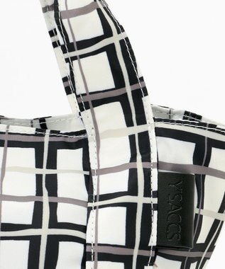 Y'SACCS 総柄プリントミニトートバッグ ブラック（チェック柄）