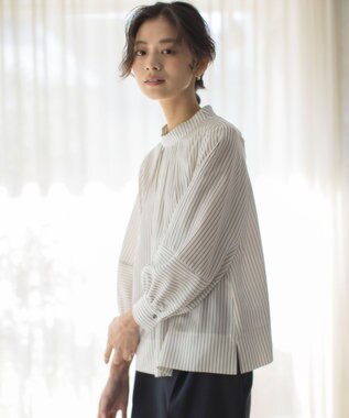 組曲 S リヨセルシャーティングハイネック ブラウス ベージュストライプ系1