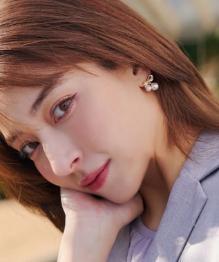 Tiaclasse 【金属アレルギー対応】チェリーパールリボンピアス ゴールド