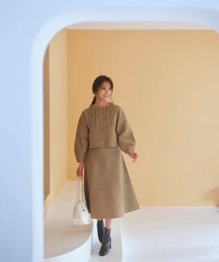 Feroux 【洗える】パフスリーブフリル ニットセットアップ キャメル系