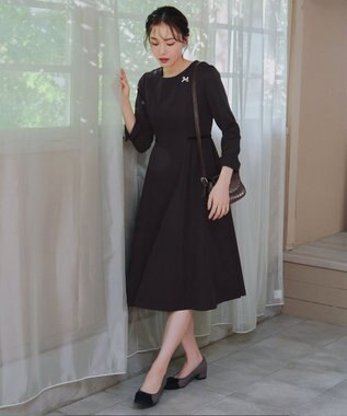 Tiaclasse 【安田美沙子さん着用・新色追加・洗える】ベロアラインフレアワンピース ブラック