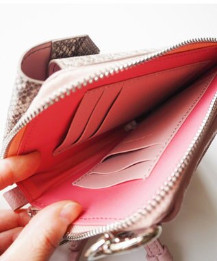 LA BAGAGERIE 【インスタグラマー chiyoさん×LA BAGAGERIE】コンビスマホショルダー ピンク×パイソン