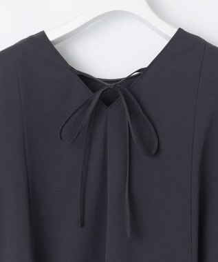 UNFILO 【撥水/シワになりにくい】FINE MOVE ランタンスリーブワンピース チャコール