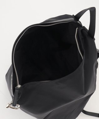 LA BAGAGERIE トライアングルリュックサック ブラック