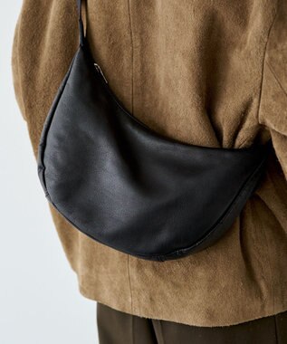 russet ＜ブランド人気No.1ショルダー＞ソフトレザーラウンドショルダーバッグ(CE-1326-WEB) Black2（シルバー金具）