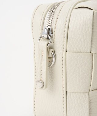 IACUCCI 【予約】ベルタ XS CERVO ホワイト