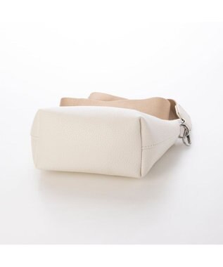 UNBILLION カシュカシュ cachecache / 舟型シュリンクショルダー アイボリー