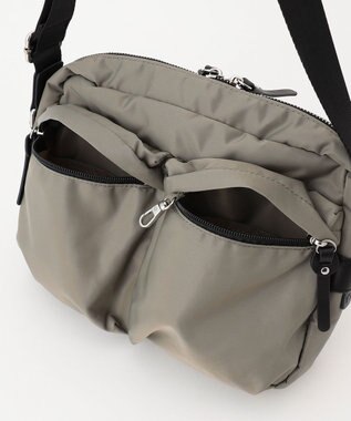 Y'SACCS ダブルポケットベーシックショルダー グレージュ