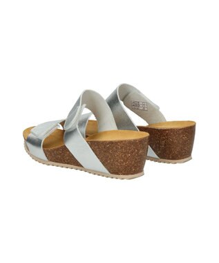 INTER-CHAUSSURES 【Marila】ダブルベルトフットベッドサンダル シルバー