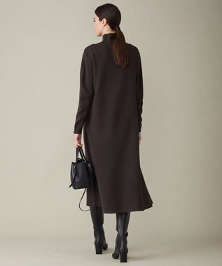 ICB L ウールブレンドスムース ハイネックワンピース バーントブラウン系