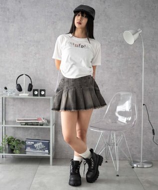 WEGO グラフィックストッパードロストショートT ホワイト