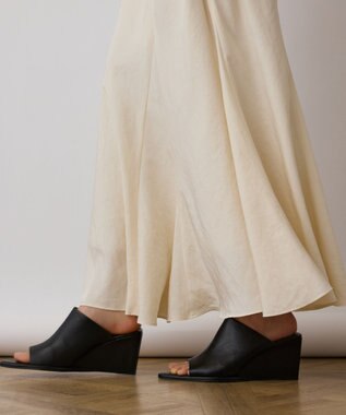 GRACE CONTINENTAL シルキーマーメイドスカート キナリ