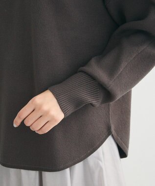 Green Parks もちやわロゴニットプルオーバー Charcoal Gray