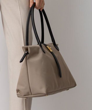 23区 VIOLAd'ORO ベルトデザイン ナイロン トートバッグ (Lサイズ)