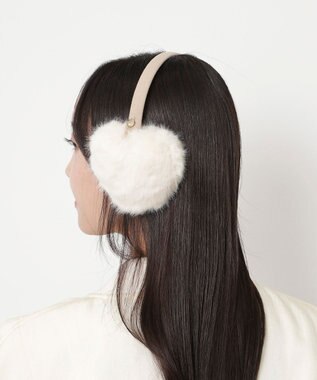 MOONBAT 【ラッピングBOX付き】FURLA ハート型イヤマフ オフホワイト