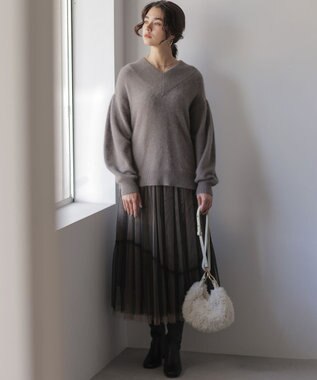 組曲 【加藤ローサさん着用】キャットショルダー バッグ アイボリー系