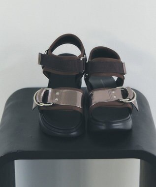 YECCA VECCA バックルスポーツサンダル