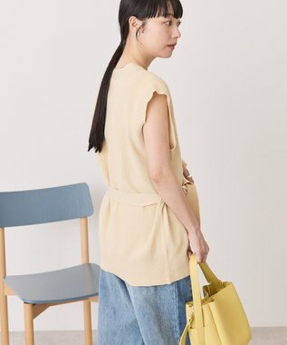 AMERICAN HOLIC 金ボタンニットジレ Ivory