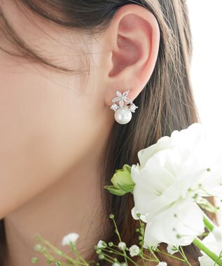 Tiaclasse 【金属アレルギー対応】ブルースターパールピアス・イヤリング ピアス：シルバー