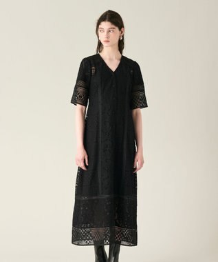 GRACE CONTINENTAL コンビレースVネックワンピース ブラック