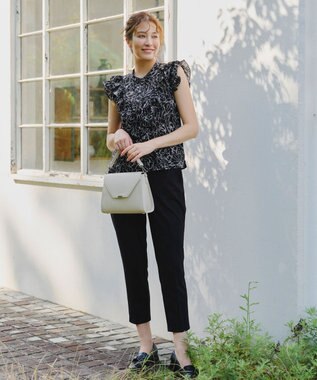 Tiaclasse 【新色追加・洗える】花柄フリルシャツブラウス ブラック